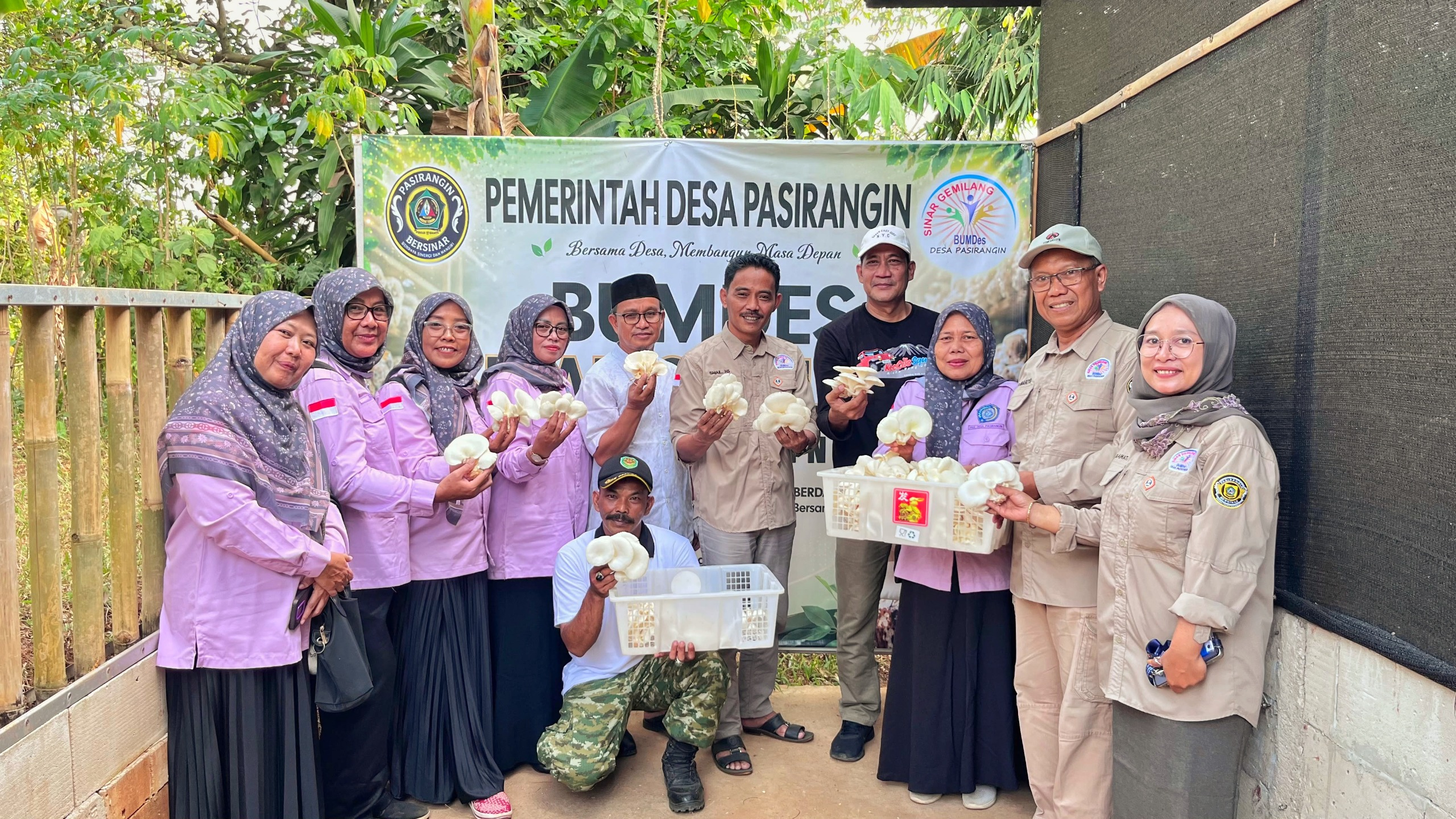 Launching Budidaya Jamur Tiram BUMDes Sinar Gemilang